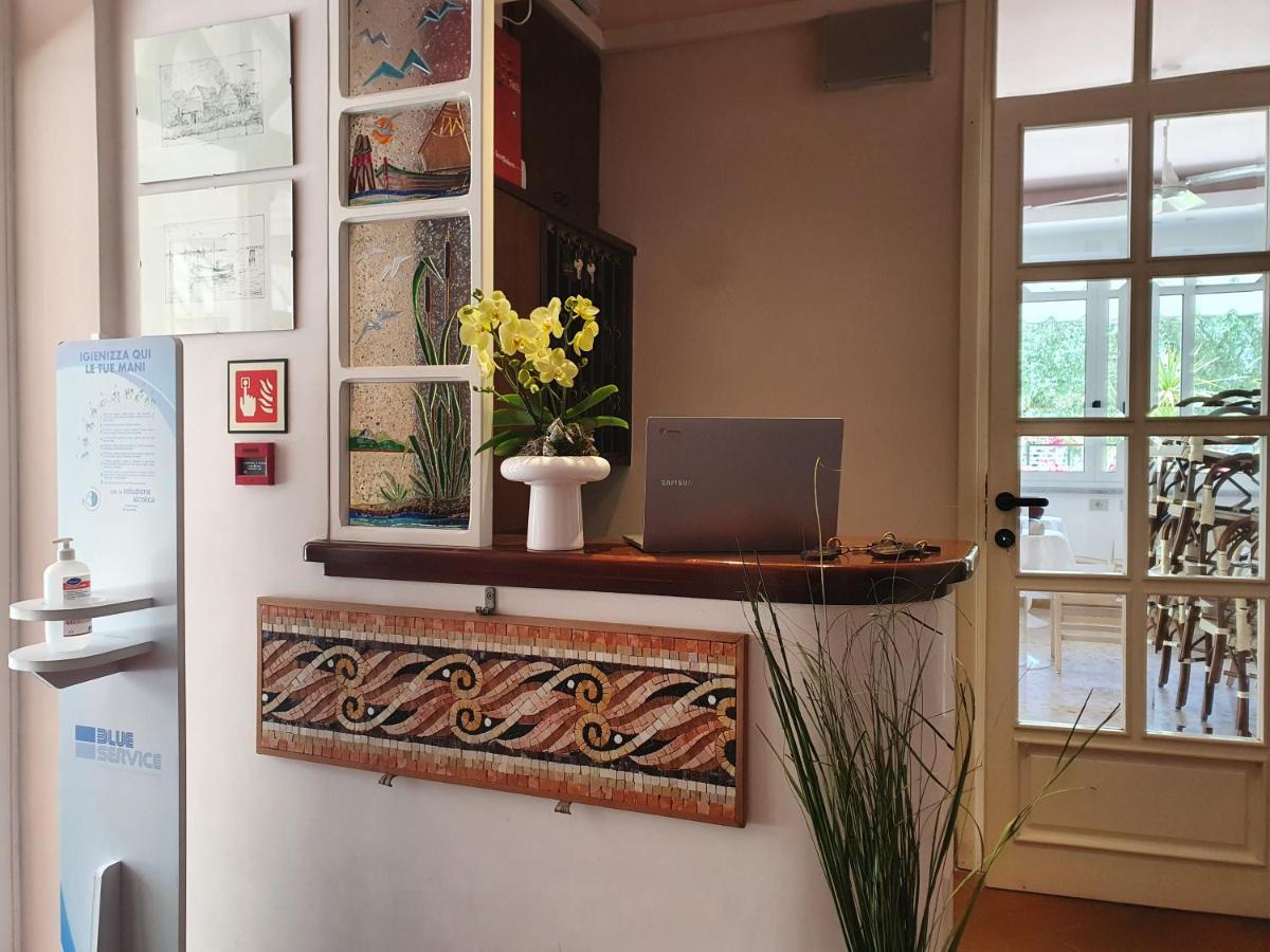 Villa Mirella-Nuova Gestione Γκράντο Εξωτερικό φωτογραφία